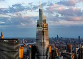 Trade Summit in Seattle Draws Half of Washington’s Congressional Delegation Amid Tariff Concerns