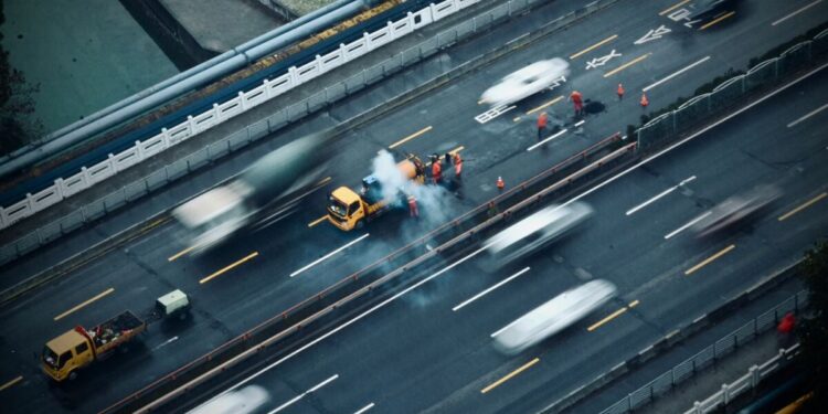 Seattle Man Killed, Teen Injured in Multi-Vehicle Crash on I-5 Near Mount Vernon