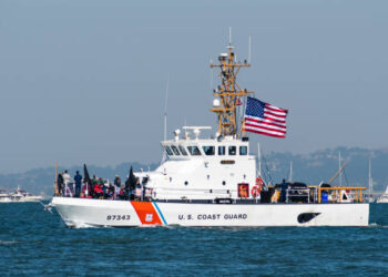 Coast Guard Concludes Search for Captain After Fishing Vessel Capsizes Near Westport, Washington