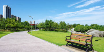 Seattle Sued Over Nudist Activity at Denny Blaine Park as City Considers Unusual Deterrents