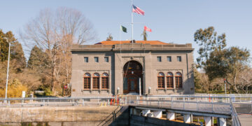 Discover Ballard: Seattle’s Best Neighborhood with Scandinavian Charm and Top Culinary Delights