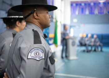 Washington Bill to Let Noncitizens Become Police Officers and Prosecutors Fails to Advance in 2025