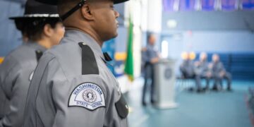 Washington Bill to Let Noncitizens Become Police Officers and Prosecutors Fails to Advance in 2025