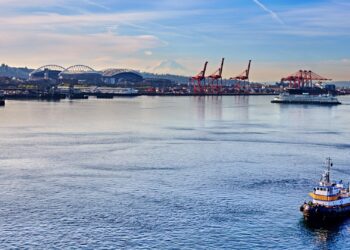 Seattle’s Economic Outlook Darkens as Export Volumes Decline and Regional Slowdown Deepens