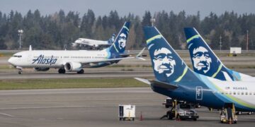 IT Outage Triggers Ground Stop for Alaska Airlines Flights at Sea-Tac