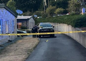 Renton Police Probe Triple Homicide in Suspected Domestic Violence Case