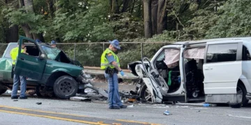 Crash Shuts Down Eastbound SR 900 Near Tukwila, Major Delays Expected
