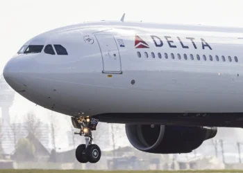 Delta Flight Makes Emergency Stop at MSP After Severe Turbulence Sends 25 to Hospital