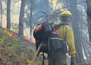 Gov. Ferguson Briefed on Burdoin Fire as Crews Brace for Challenging Weather