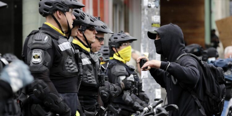 Seattle Police Re-arrest Convicted Rapist After Jail Release Error