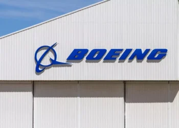 Boeing’s Historic Delivery Record Faces Challenge as Production Issues Take Toll