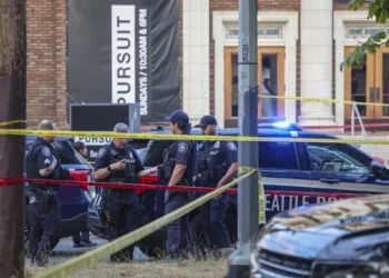 Police Link Burned Car in Phinney Ridge to Deadly Shooting Outside University District Church