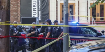 Police Link Burned Car in Phinney Ridge to Deadly Shooting Outside University District Church
