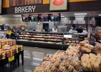 Fred Meyer Closures Threaten Food Access as Corporate Claims Don’t Match Police Data