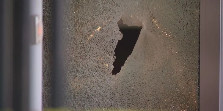 Thieves Use Hammers and Bear Spray in $2 Million West Seattle Jewelry Heist