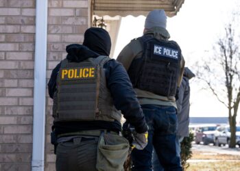 El Salvadoran Detainee Faces Federal Charge After Escape Attempt at Sea-Tac Airport