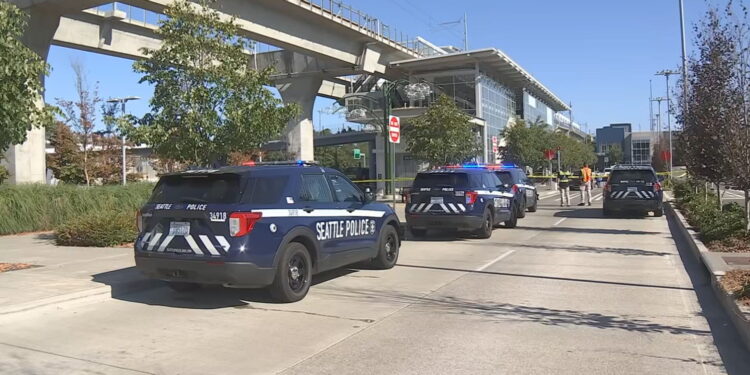 Federal Way Man, Seattle Teen Arrested After Parking Lot Shooting Outside Kent Bar