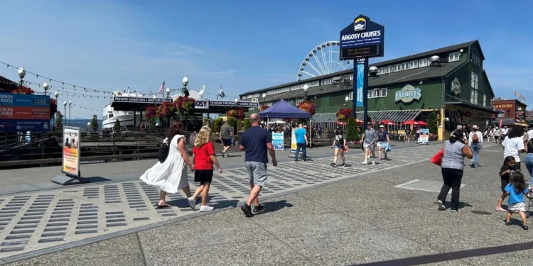 Mayor Harrell Responds to Waterfront Shooting, Reaffirms Safety Focus as Tourist Season Peaks