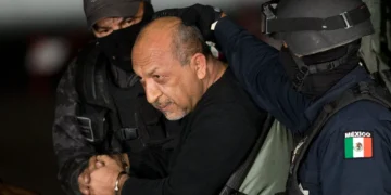 Mexico Hands Over 26 Alleged Cartel Leaders to U.S. in Major Cross-Border Agreement
