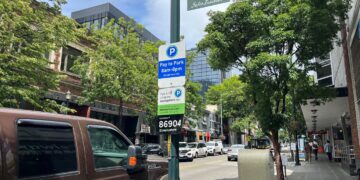 Seattle Cuts Parking Rates in Four Neighbourhoods as Evening Enforcement Ends