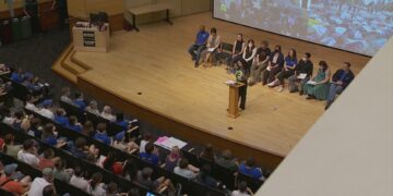 UW Researchers Push Back Against Federal Funding Cuts in 2026 Budget Plan