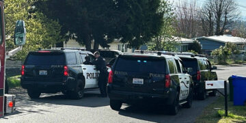 Man Arrested After Throat Stabbing Outside Renton Bar