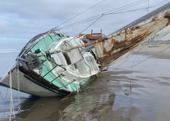 Coast Guard Searches for Two Missing After Oregon River Catamaran Capsizes
