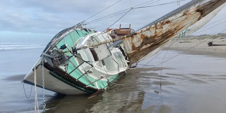 Coast Guard Searches for Two Missing After Oregon River Catamaran Capsizes
