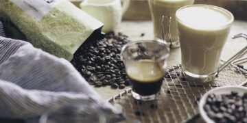 Seattle Coffee Prices Surge 20% as Supply Chain Crisis Meets Trump Tariffs