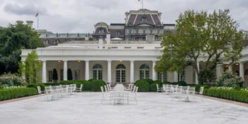 Tech Giants Gather at White House as Trump Courts Industry Leaders