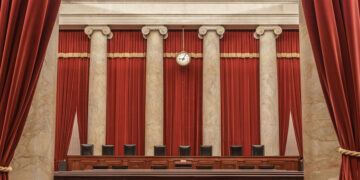 Self-Representing Defendant in Trump Assassination Attempt Plans Brief Defense with Three Witnesses