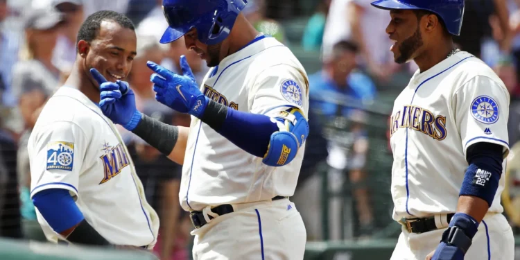 Seattle Faces Rare Sports Weekend with Mariners Playoffs, Seahawks, and Sounders All Playing