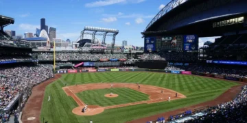 Mariners Launch Survey on Street Preachers’ Amplified Sermons Outside T-Mobile Park