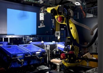 Amazon Plans to Replace More Than Half a Million U.S. Jobs with Robots by 2033