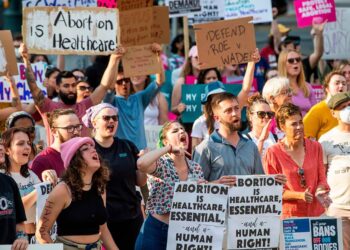 South Carolina Lawmakers Advance Sweeping Abortion Ban With Severe Penalties
