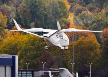 Beta Technologies Brings Electric ALIA CX300 Aircraft to Seattle for Demonstration at Boeing Field