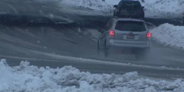 First Major Cascade Snowfall Triggers Winter Driving Reminders for Snoqualmie Pass Travelers