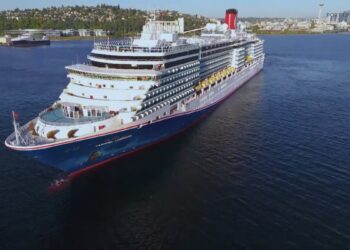 Seattle 2025 Cruise Season Sets Record with 1.9 Million Passengers, $1.2 Billion Economic Impact