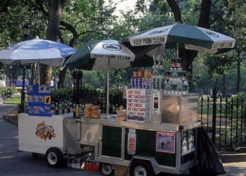 Seattle Shuts Down Multiple Unpermitted Food Vendors Near Stadiums for Health Violations