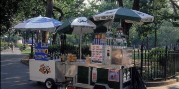 Seattle Shuts Down Multiple Unpermitted Food Vendors Near Stadiums for Health Violations