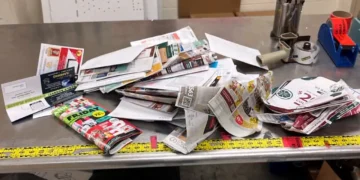 Renton Mailbox Thieves Strike as Holidays Near, Police Warn of Rising Theft Threat