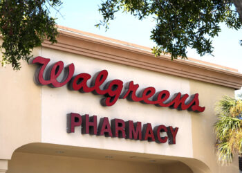 Seattle Police Arrest 17-Year-Old in Armed Walgreens Robbery, Loaded Gun and $1,523 Recovered