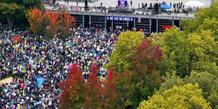 Thousands Gather for ‘No Kings’ Protest March Through Downtown Seattle
