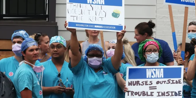 Seattle Children’s Hospital Nurses Stage Informational Picket Demanding Workplace Safety Improvements and Better Pay