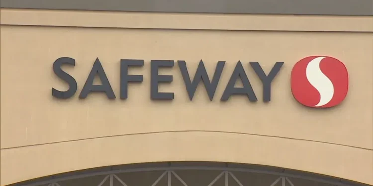 Bystander Subdues Robbery Suspect Who Pepper-Sprayed Safeway Security Guard in South Seattle
