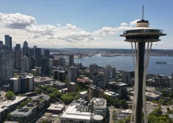 Seattle Braces for Major Weekend Traffic as Sports, Concerts, and Conventions Converge