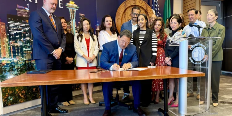 Seattle Mayor Harrell Signs Executive Orders Preparing for Federal Troop Deployment, Limiting ICE Actions