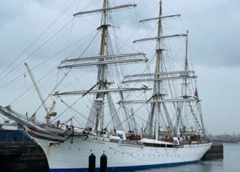 111-Year-Old Norwegian Tall Ship Statsraad Lehmkuhl Docks at Seattle’s Pier 66 for One Ocean Week