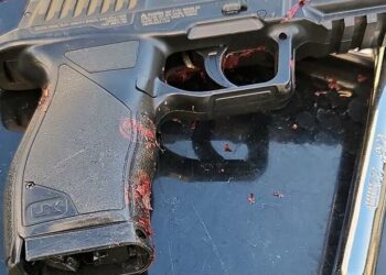 Seattle Man Arrested After Forcing Entry to School, Threatening Teen with Gun and Knife