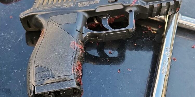 Seattle Man Arrested After Forcing Entry to School, Threatening Teen with Gun and Knife